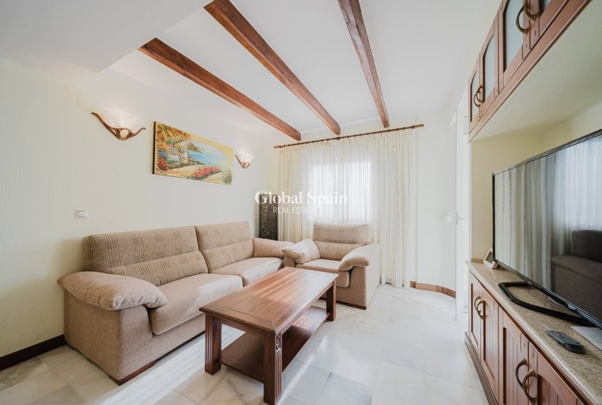 Wiederverkauf - WOHNUNG -
TORREVIEJA - Playa de los locos