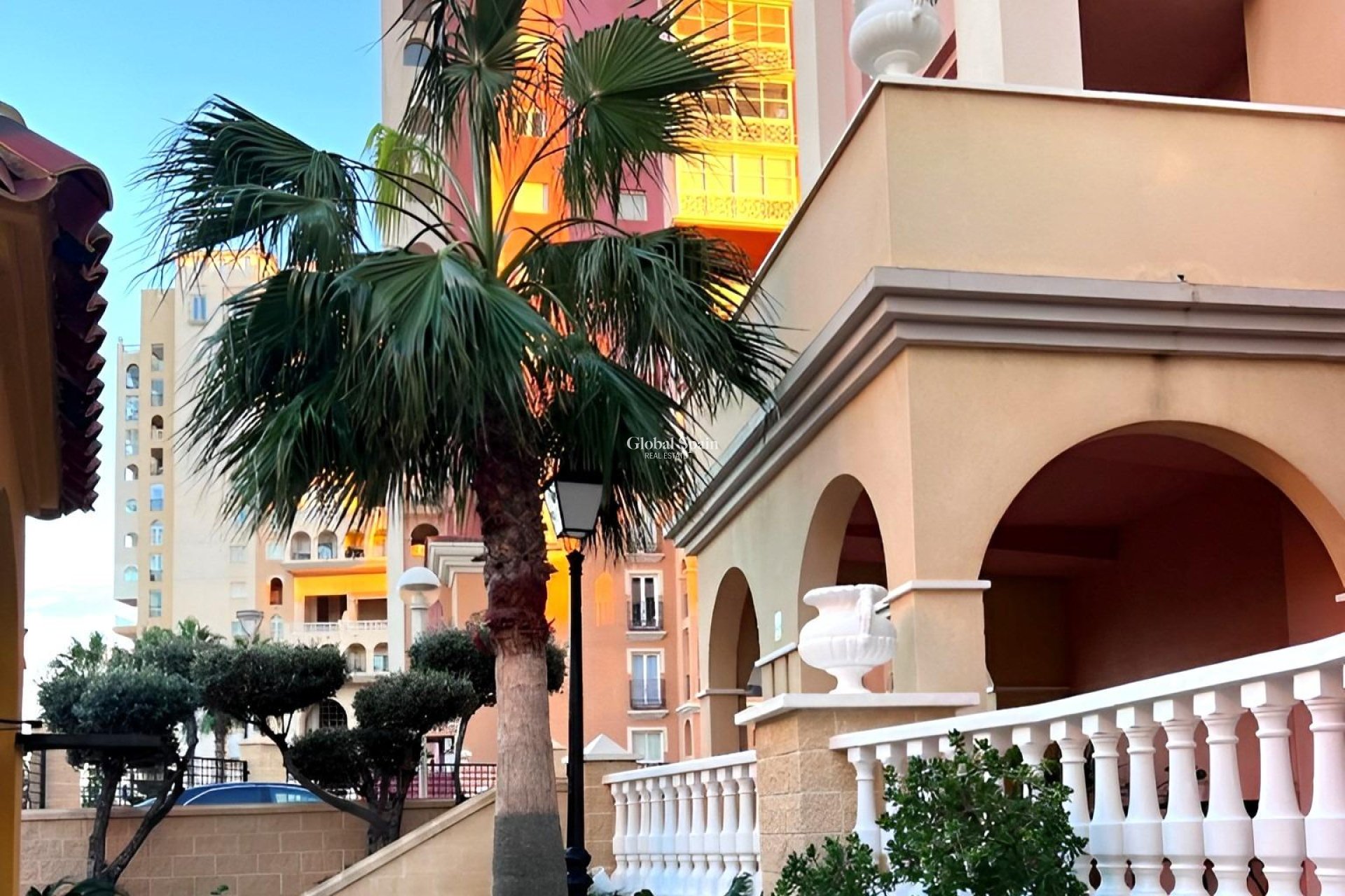 Wiederverkauf - WOHNUNG -
TORREVIEJA - Playa de los Locos