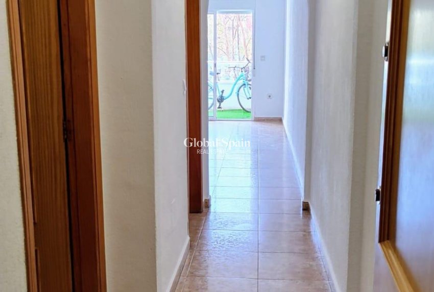 Wiederverkauf - WOHNUNG -
TORREVIEJA - Playa de los Locos