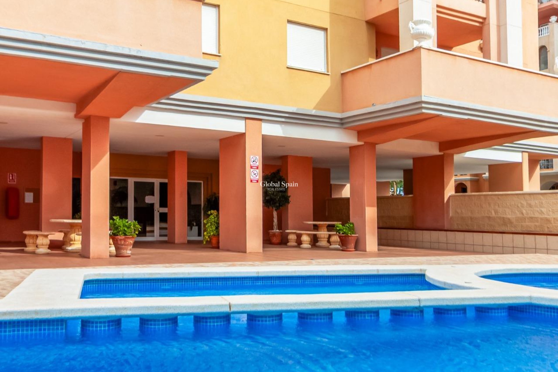 Wiederverkauf - WOHNUNG -
TORREVIEJA - Playa de los Locos