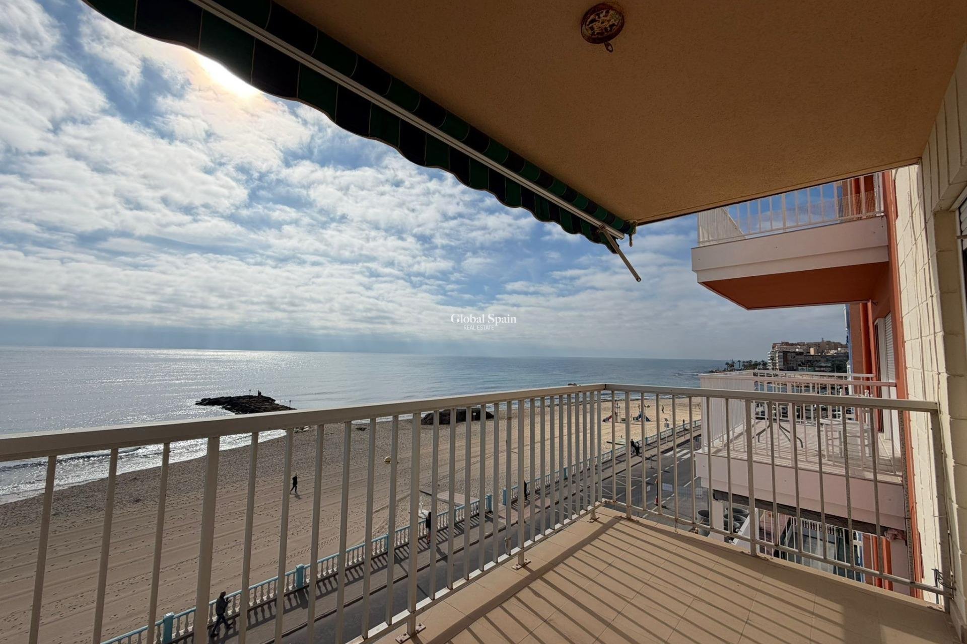 Wiederverkauf - WOHNUNG -
TORREVIEJA - Playa de los Locos