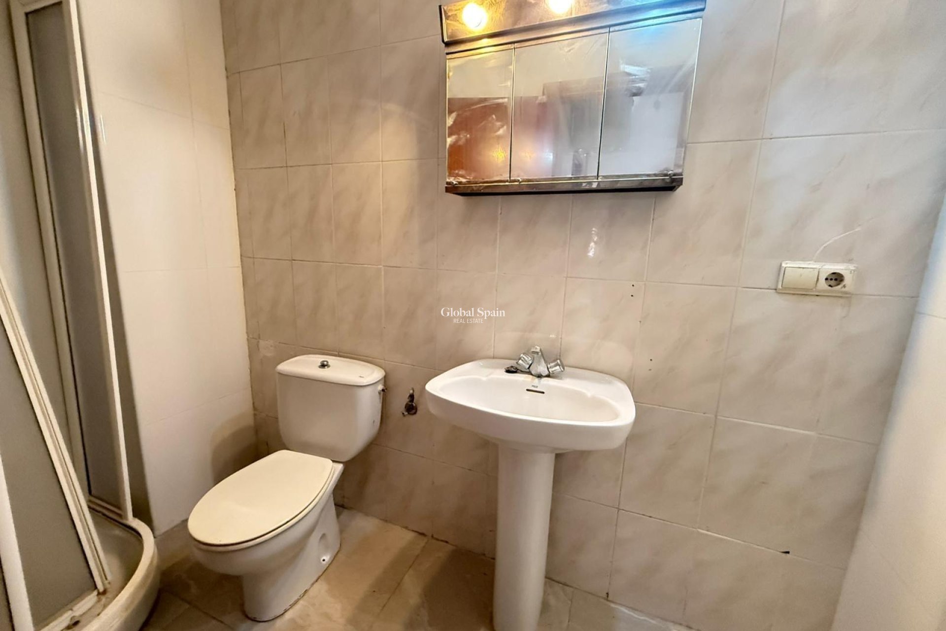 Wiederverkauf - WOHNUNG -
TORREVIEJA - Playa de los Locos