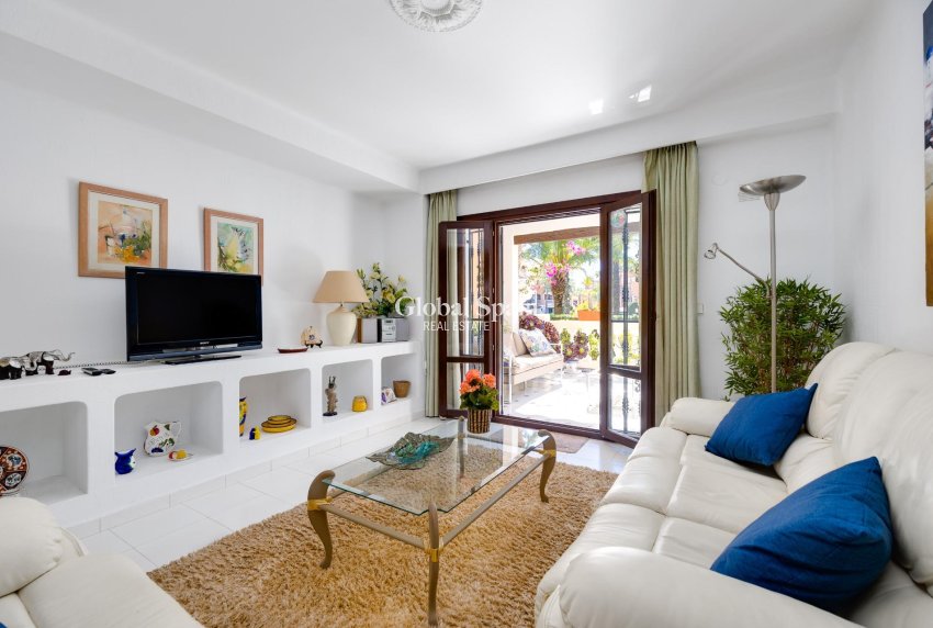 Wiederverkauf - WOHNUNG -
TORREVIEJA - Playa de los Locos