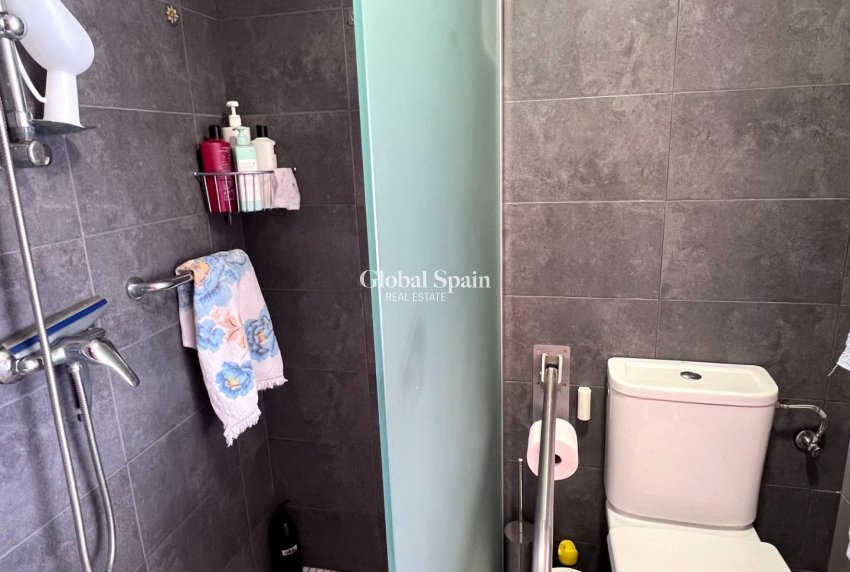 Wiederverkauf - WOHNUNG -
TORREVIEJA - Playa de los Locos