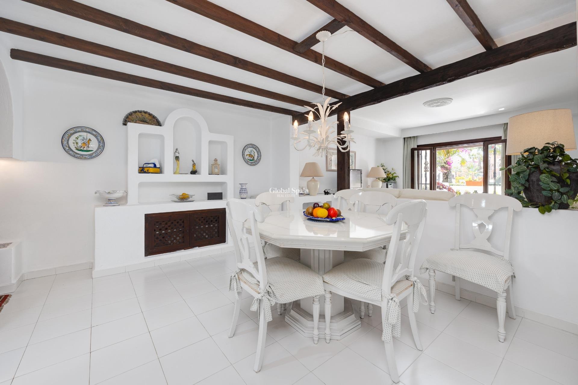 Wiederverkauf - WOHNUNG -
TORREVIEJA - Playa de los Locos