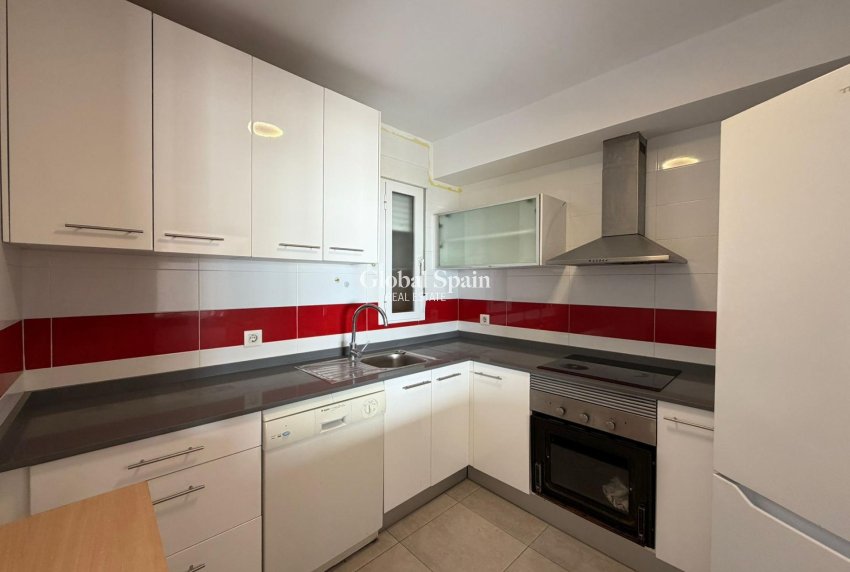 Wiederverkauf - WOHNUNG -
TORREVIEJA - Playa de los Locos