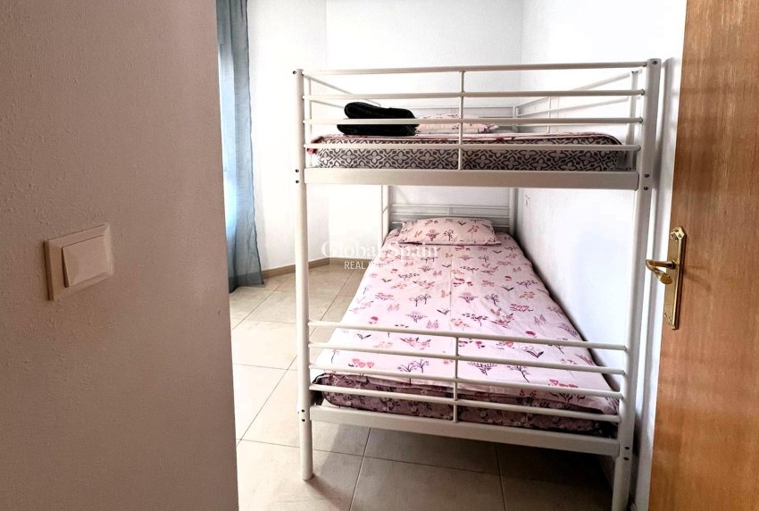Wiederverkauf - WOHNUNG -
TORREVIEJA - Playa de los Locos