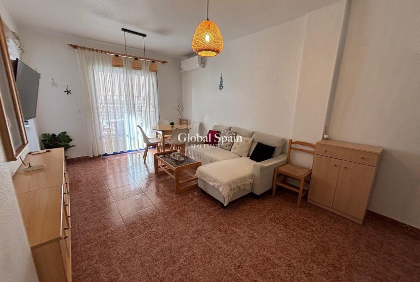 Wiederverkauf - WOHNUNG -
TORREVIEJA - Playa de los Locos