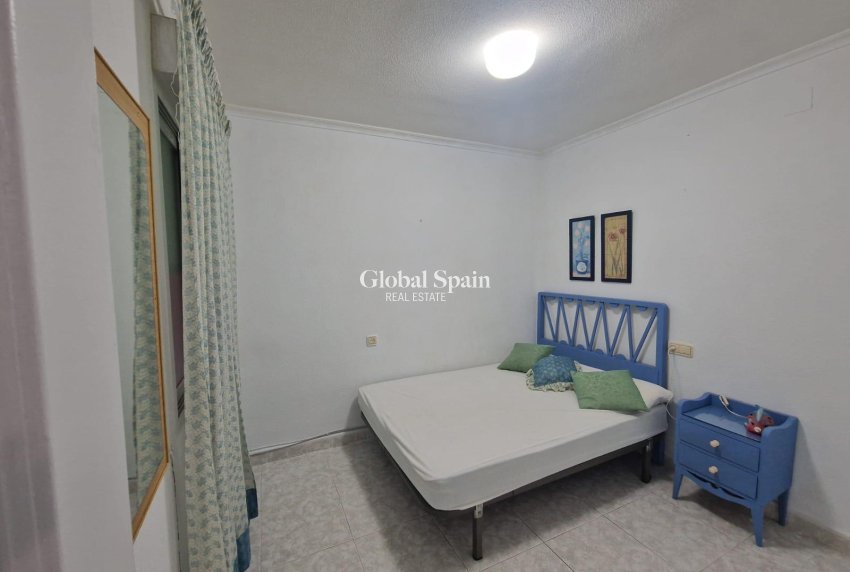 Wiederverkauf - WOHNUNG -
TORREVIEJA - Playa de los Locos
