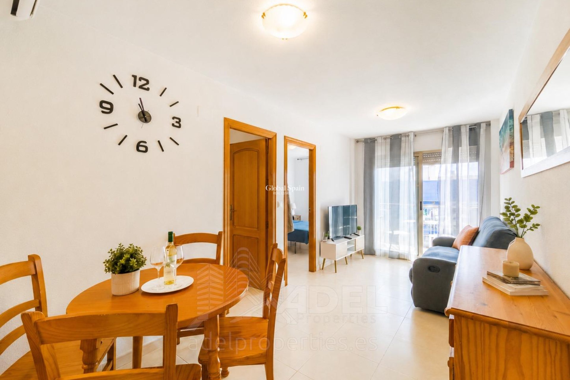 Wiederverkauf - WOHNUNG -
TORREVIEJA - Playa de los Locos