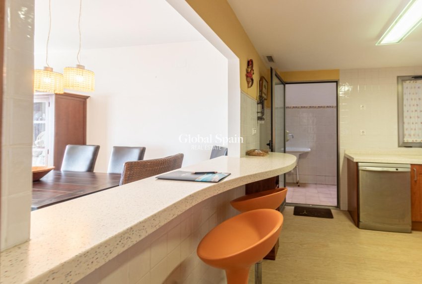 Wiederverkauf - WOHNUNG -
TORREVIEJA - Playa de los locos