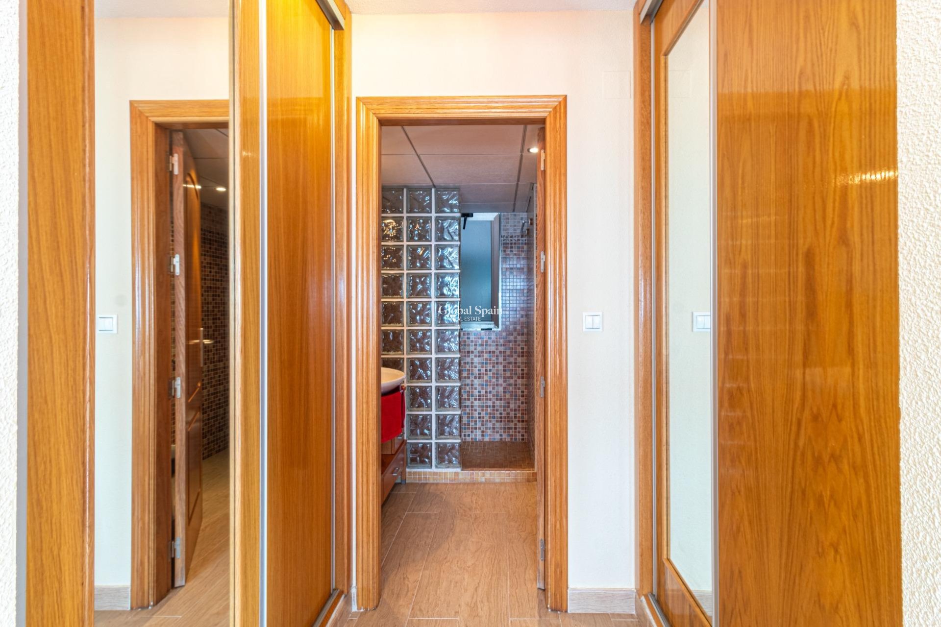Wiederverkauf - WOHNUNG -
TORREVIEJA - Playa de los locos