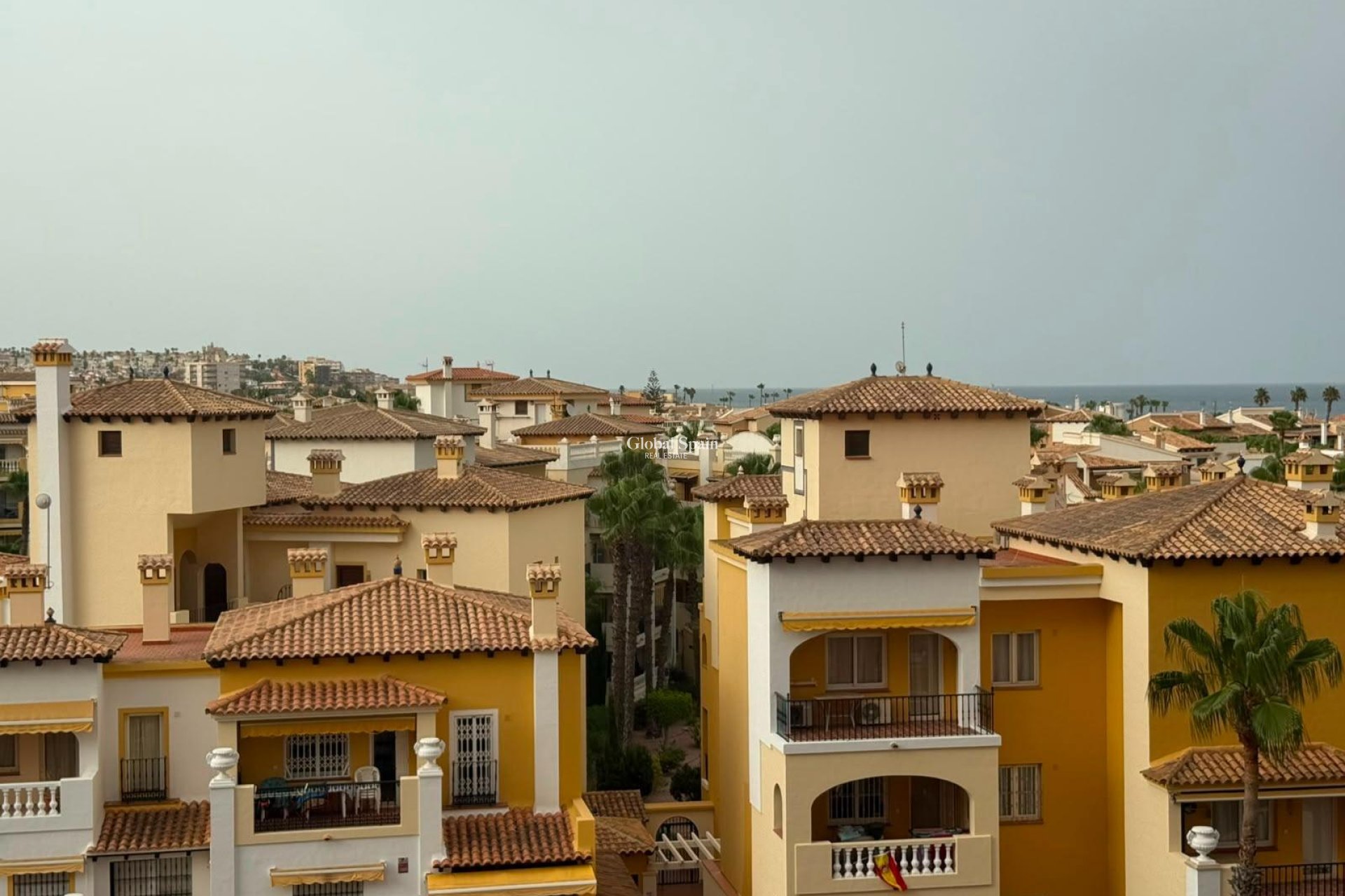 Wiederverkauf - WOHNUNG -
TORREVIEJA - Playa de los Locos