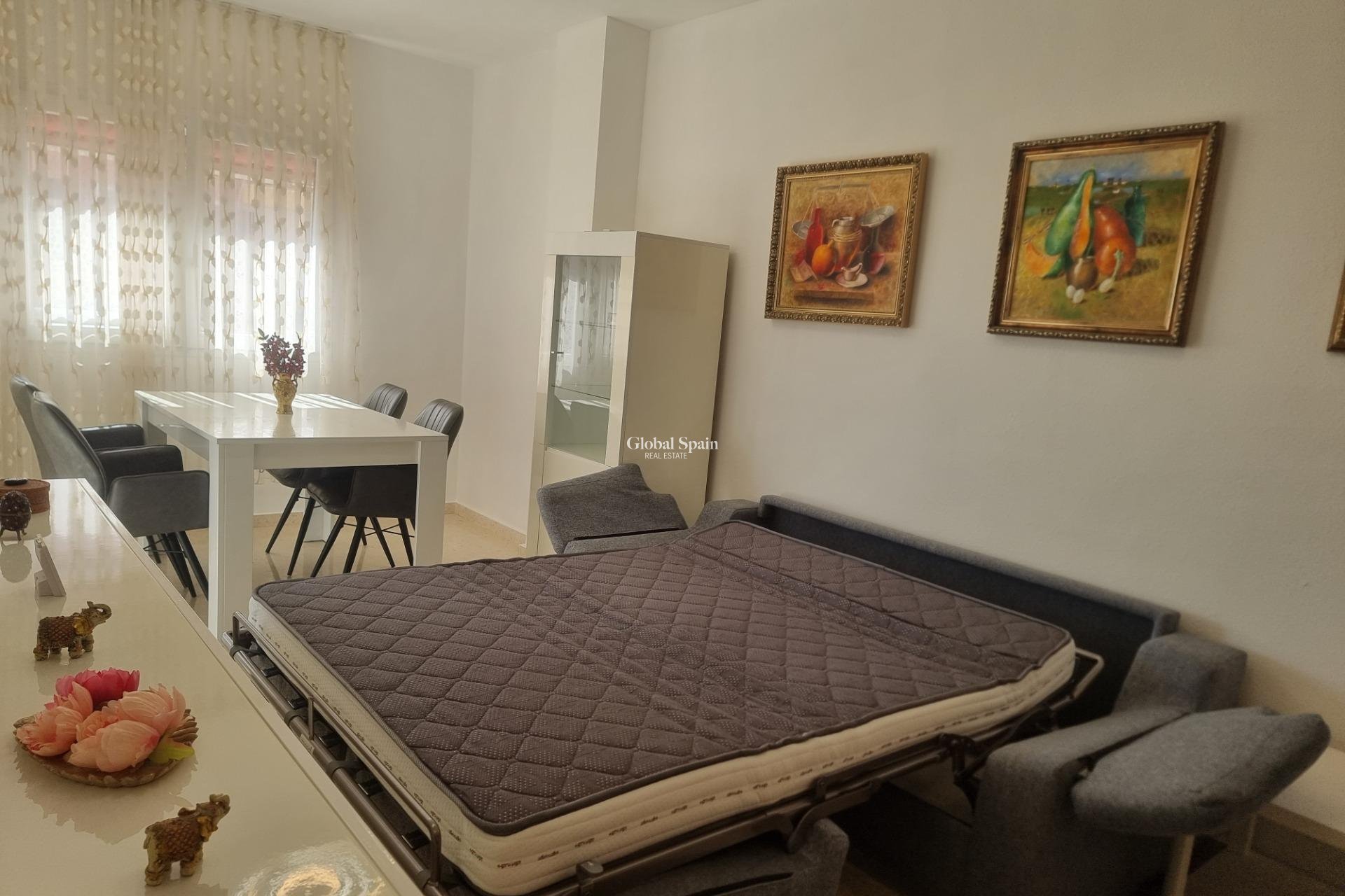 Wiederverkauf - WOHNUNG -
TORREVIEJA - Playa de los Locos