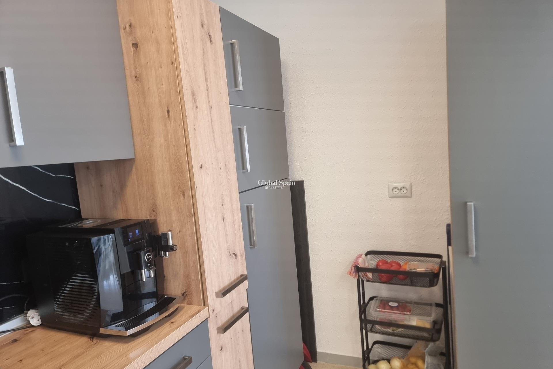 Wiederverkauf - WOHNUNG -
TORREVIEJA - Playa de los Locos