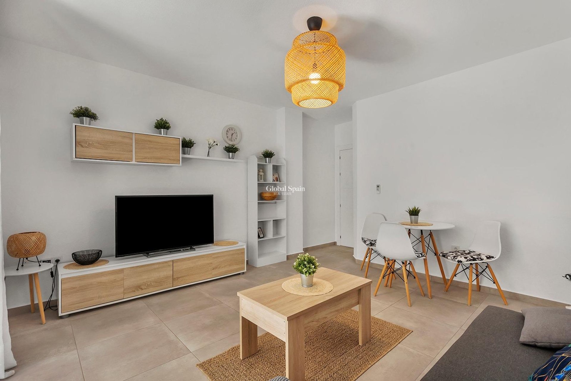 Wiederverkauf - WOHNUNG -
TORREVIEJA - Playa de los Locos