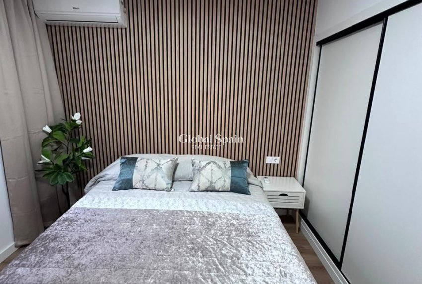 Wiederverkauf - WOHNUNG -
TORREVIEJA - Playa de los Locos