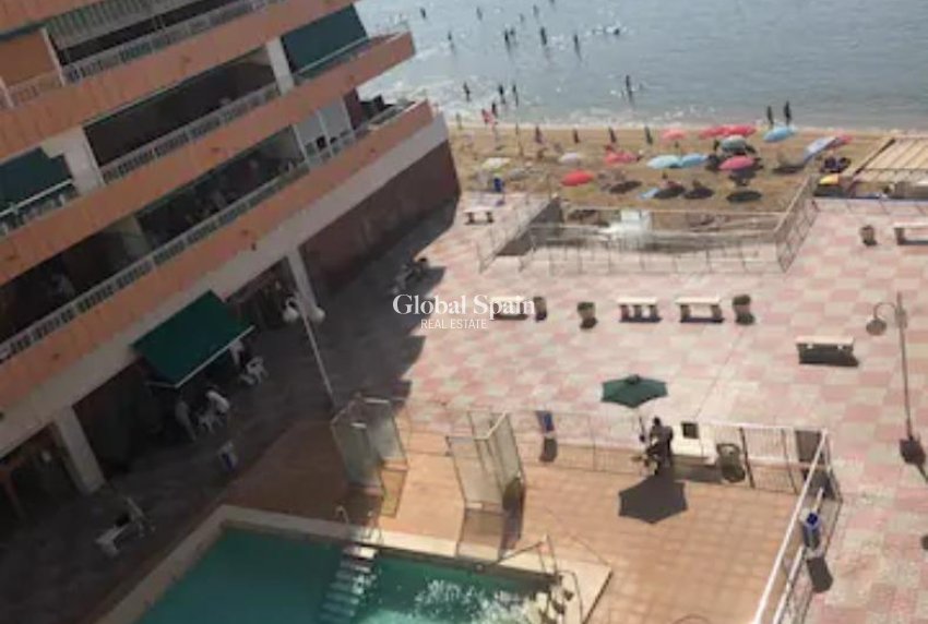 Wiederverkauf - WOHNUNG -
TORREVIEJA - Playa De Los Náufragos