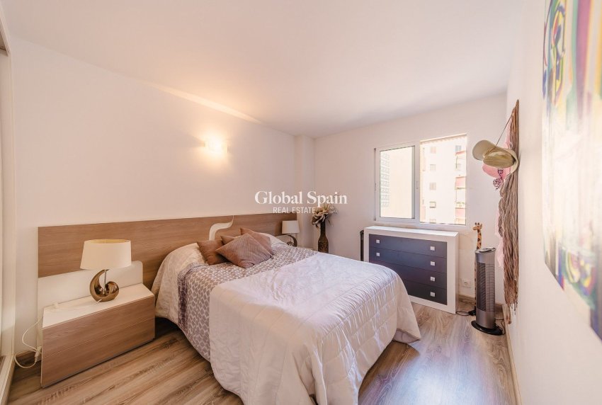 Wiederverkauf - Wohnung -
TORREVIEJA - Playa del cura