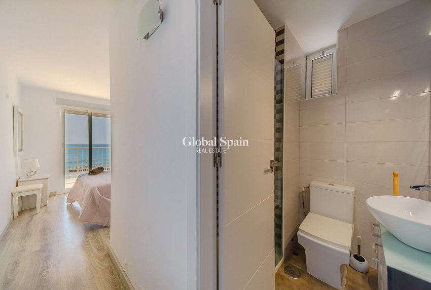 Wiederverkauf - Wohnung -
TORREVIEJA - Playa del cura