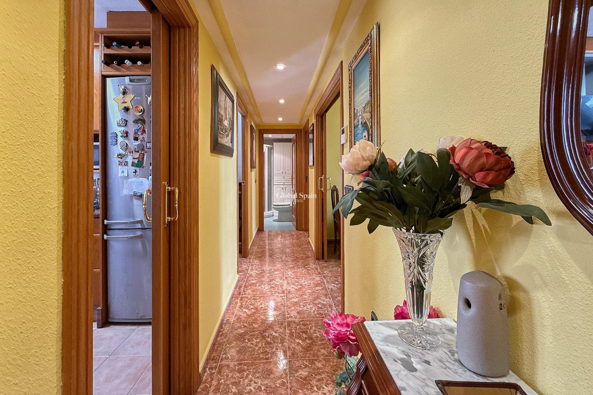 Wiederverkauf - Wohnung -
TORREVIEJA - Playa del cura