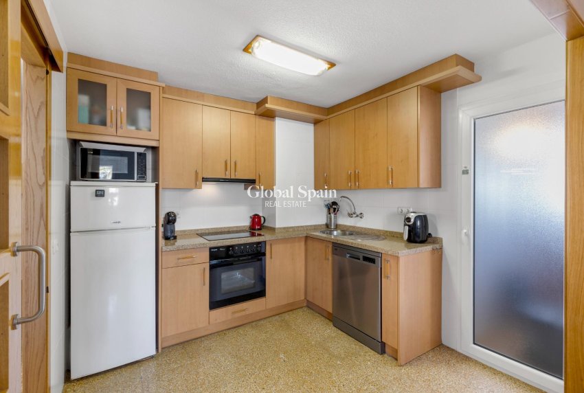 Wiederverkauf - Wohnung -
TORREVIEJA - Playa del cura