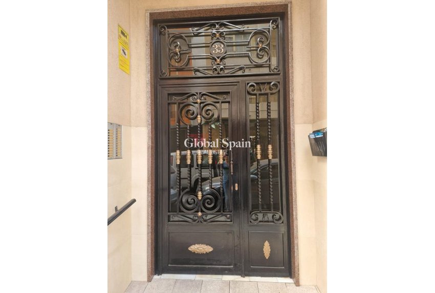 Wiederverkauf - WOHNUNG -
TORREVIEJA - Playa del Cura