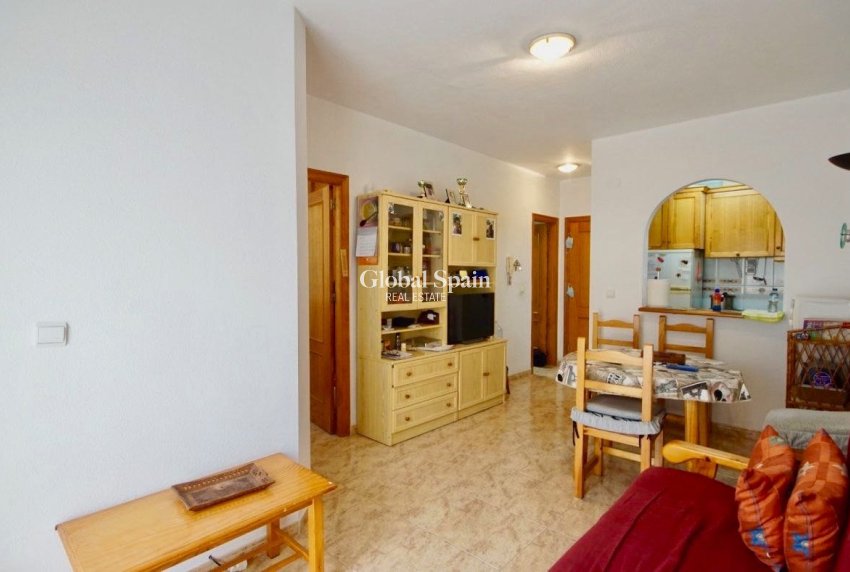 Wiederverkauf - WOHNUNG -
TORREVIEJA - Playa del cura