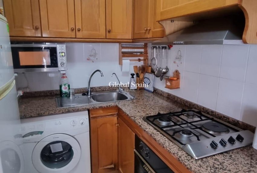 Wiederverkauf - WOHNUNG -
TORREVIEJA - Playa del Cura