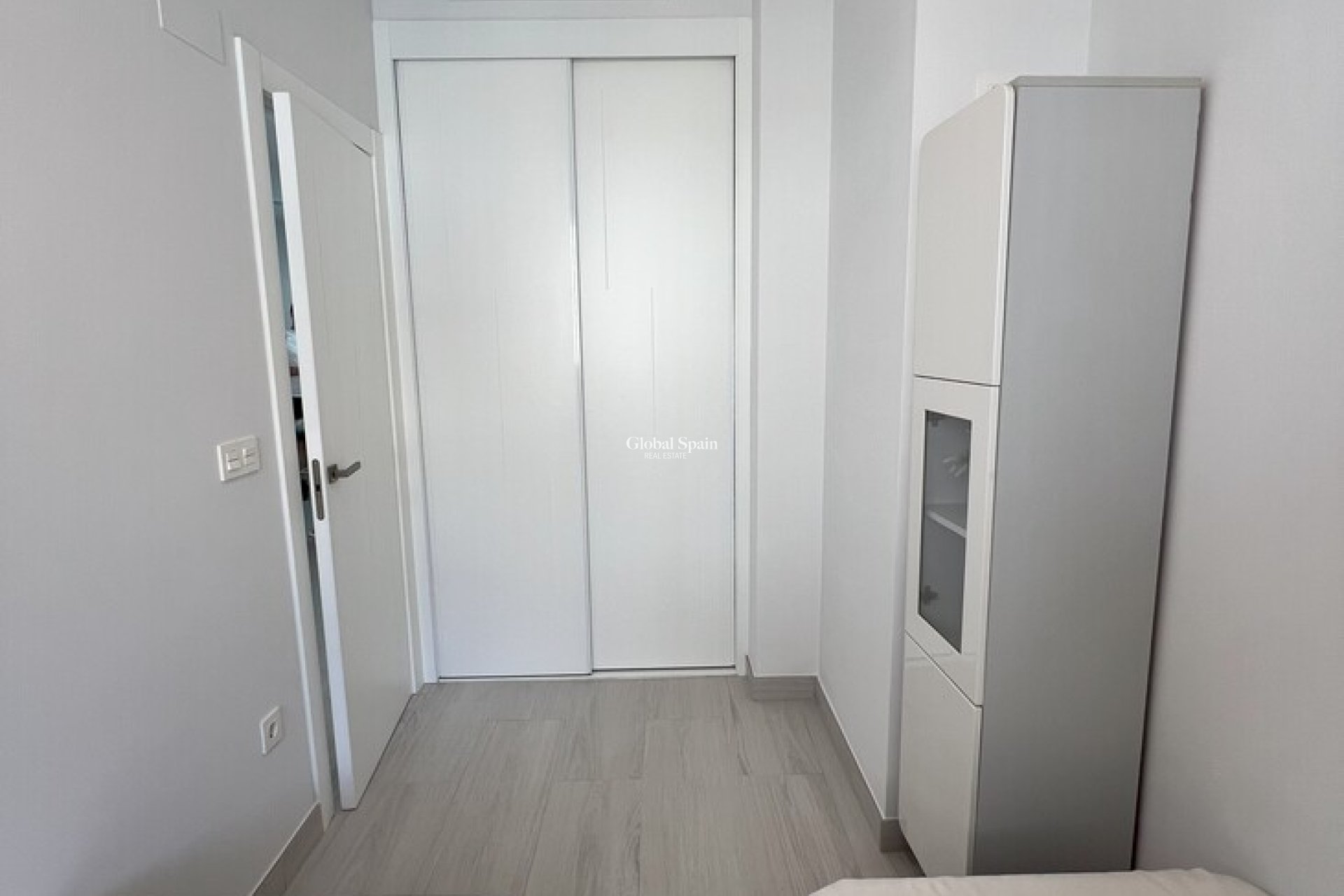 Wiederverkauf - WOHNUNG -
TORREVIEJA - Playa del Cura