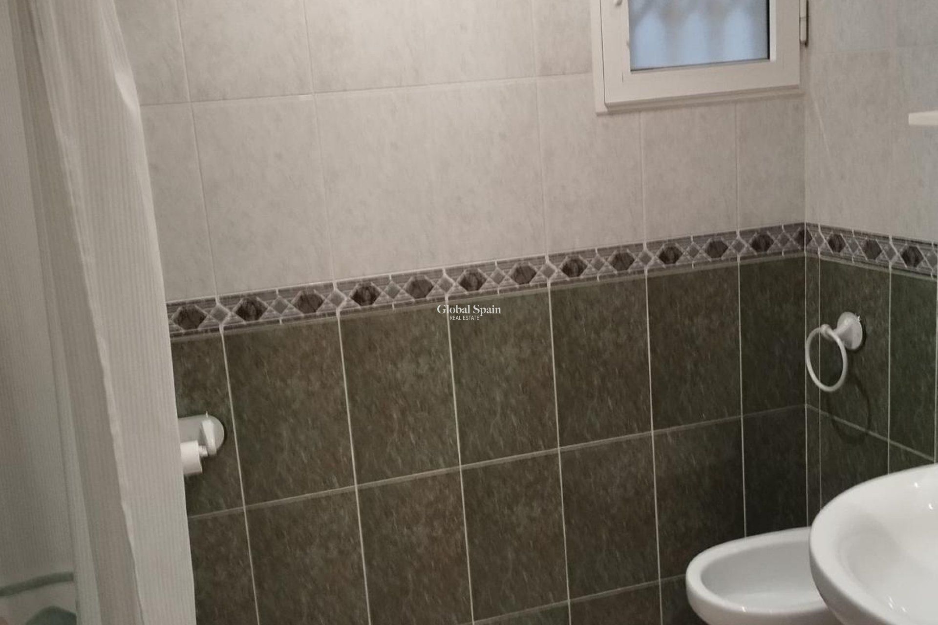 Wiederverkauf - WOHNUNG -
TORREVIEJA - Playa del Cura