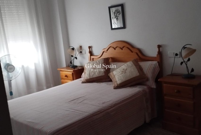 Wiederverkauf - WOHNUNG -
TORREVIEJA - Playa del Cura