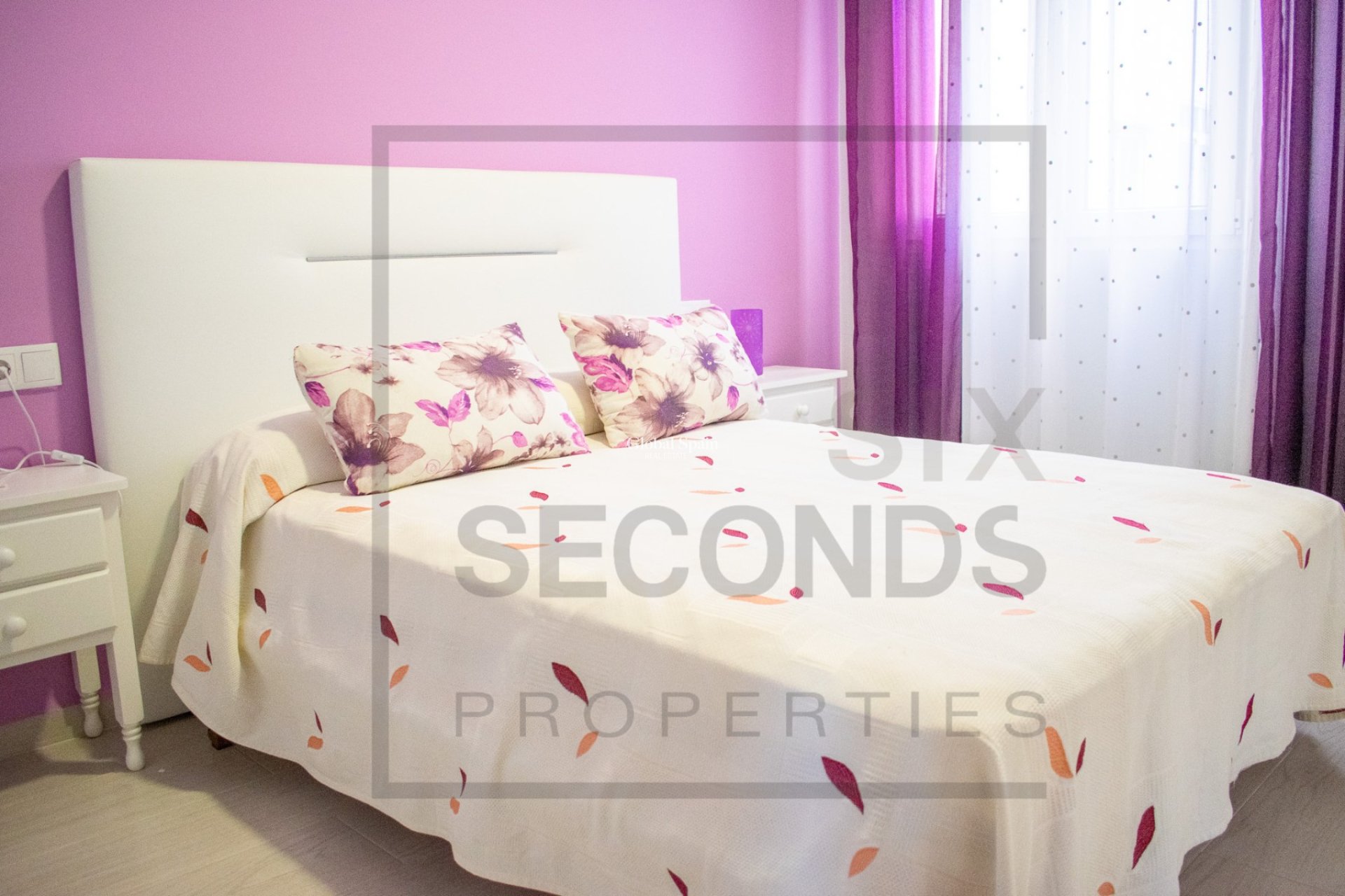 Wiederverkauf - WOHNUNG -
TORREVIEJA - Playa del Cura