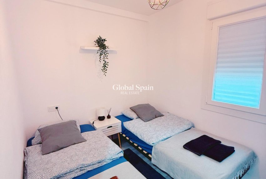 Wiederverkauf - WOHNUNG -
TORREVIEJA - Playa del Cura