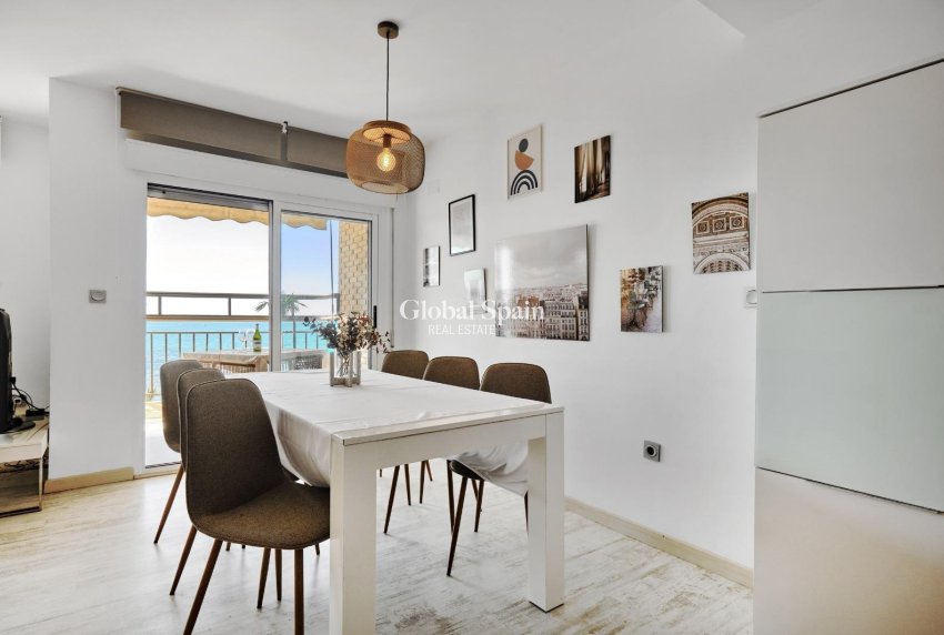 Wiederverkauf - WOHNUNG -
TORREVIEJA - Playa del Cura