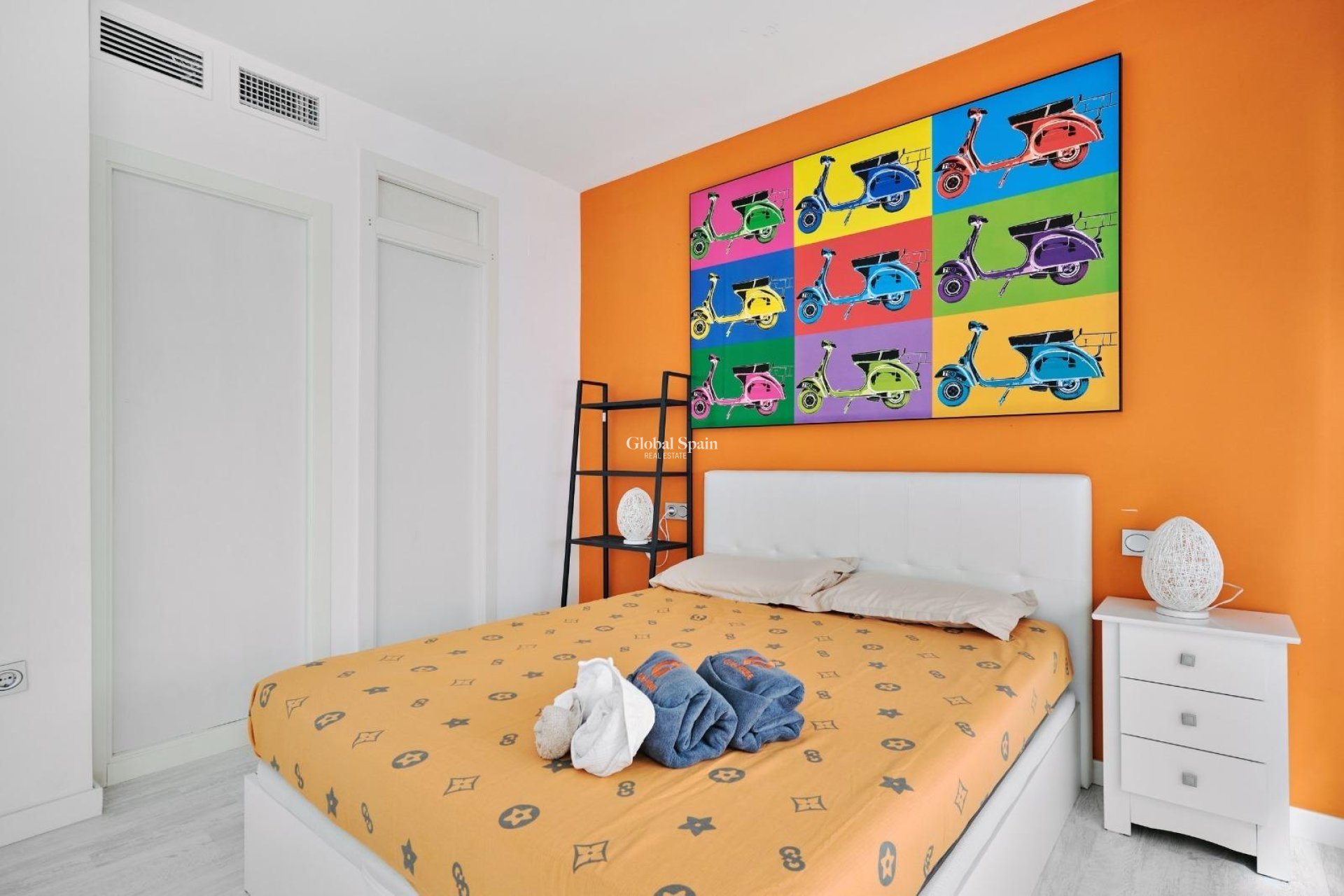 Wiederverkauf - WOHNUNG -
TORREVIEJA - Playa del Cura