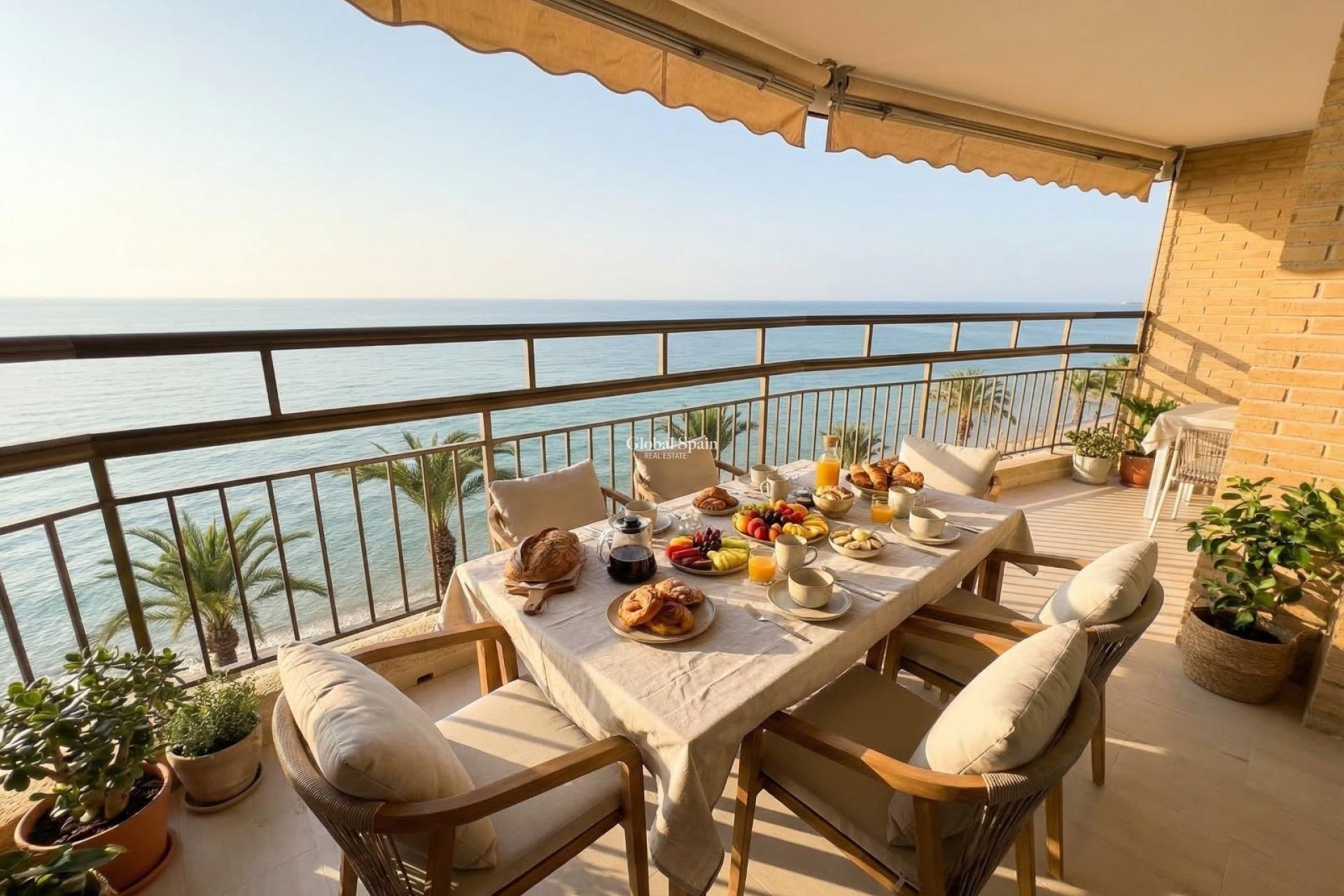 Wiederverkauf - WOHNUNG -
TORREVIEJA - Playa del Cura