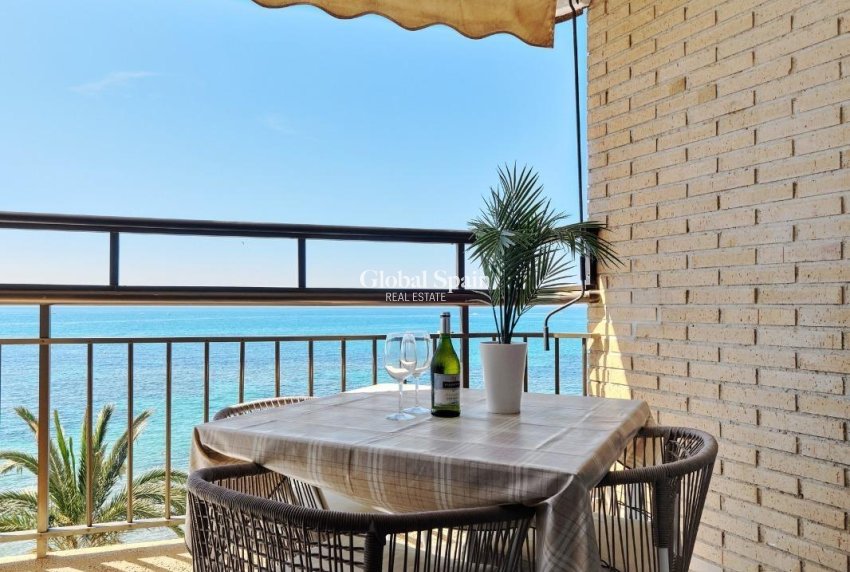 Wiederverkauf - WOHNUNG -
TORREVIEJA - Playa del Cura