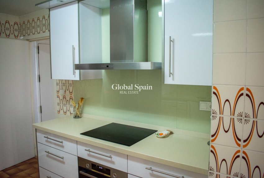 Wiederverkauf - WOHNUNG -
TORREVIEJA - Playa del Cura