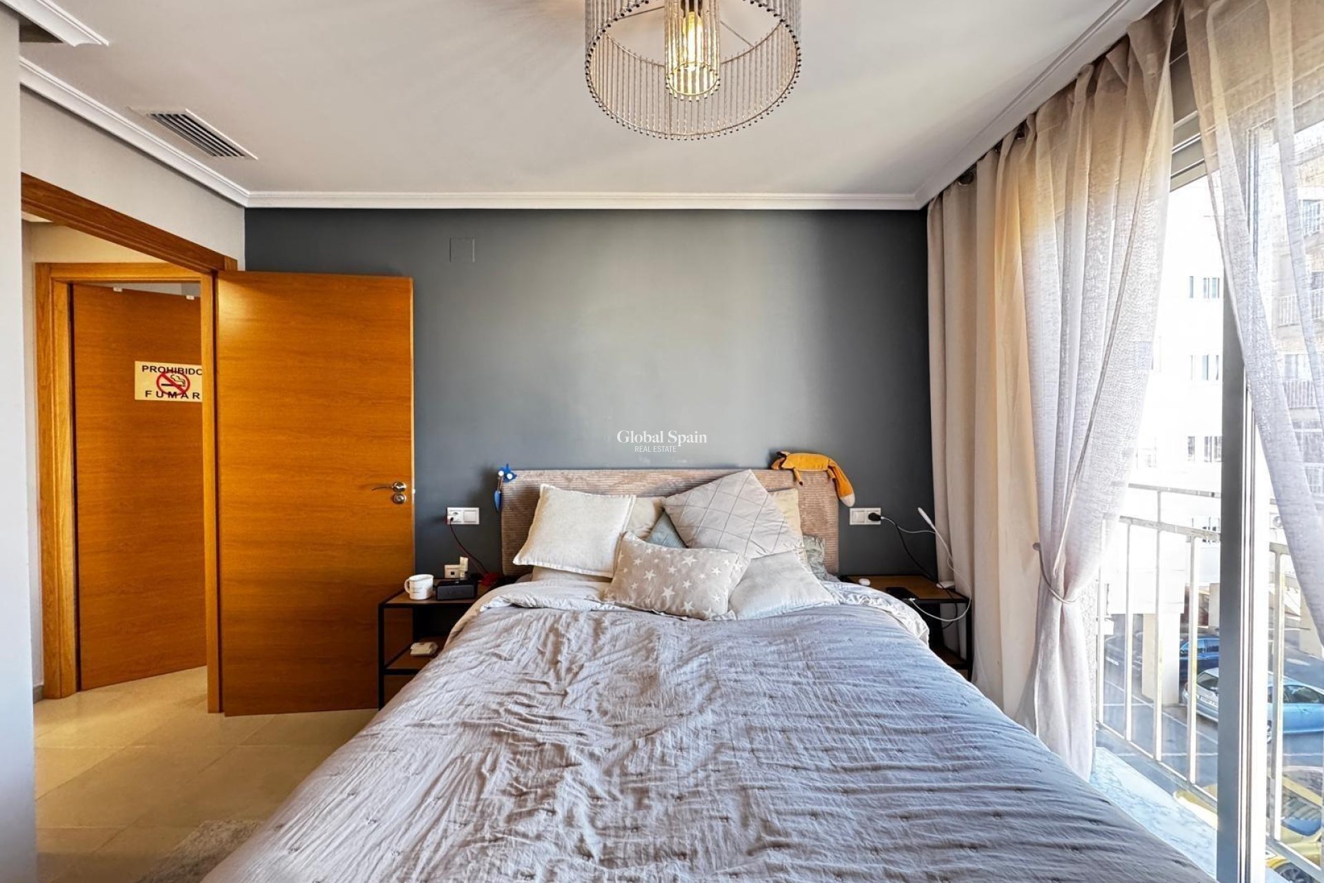 Wiederverkauf - WOHNUNG -
TORREVIEJA - Playa del Cura