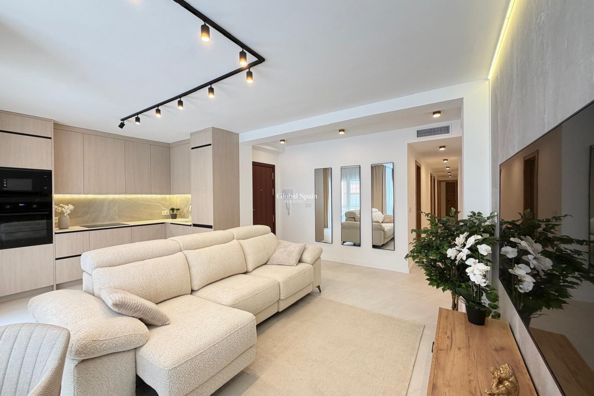 Wiederverkauf - WOHNUNG -
TORREVIEJA - Playa del Cura