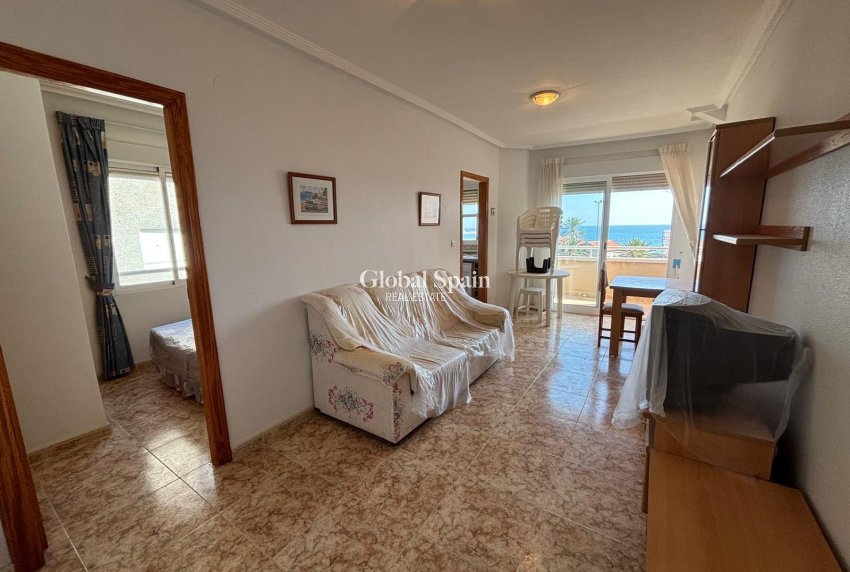 Wiederverkauf - WOHNUNG -
TORREVIEJA - Playa del Cura