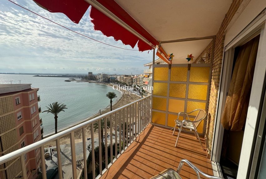 Wiederverkauf - WOHNUNG -
TORREVIEJA - Playa del Cura