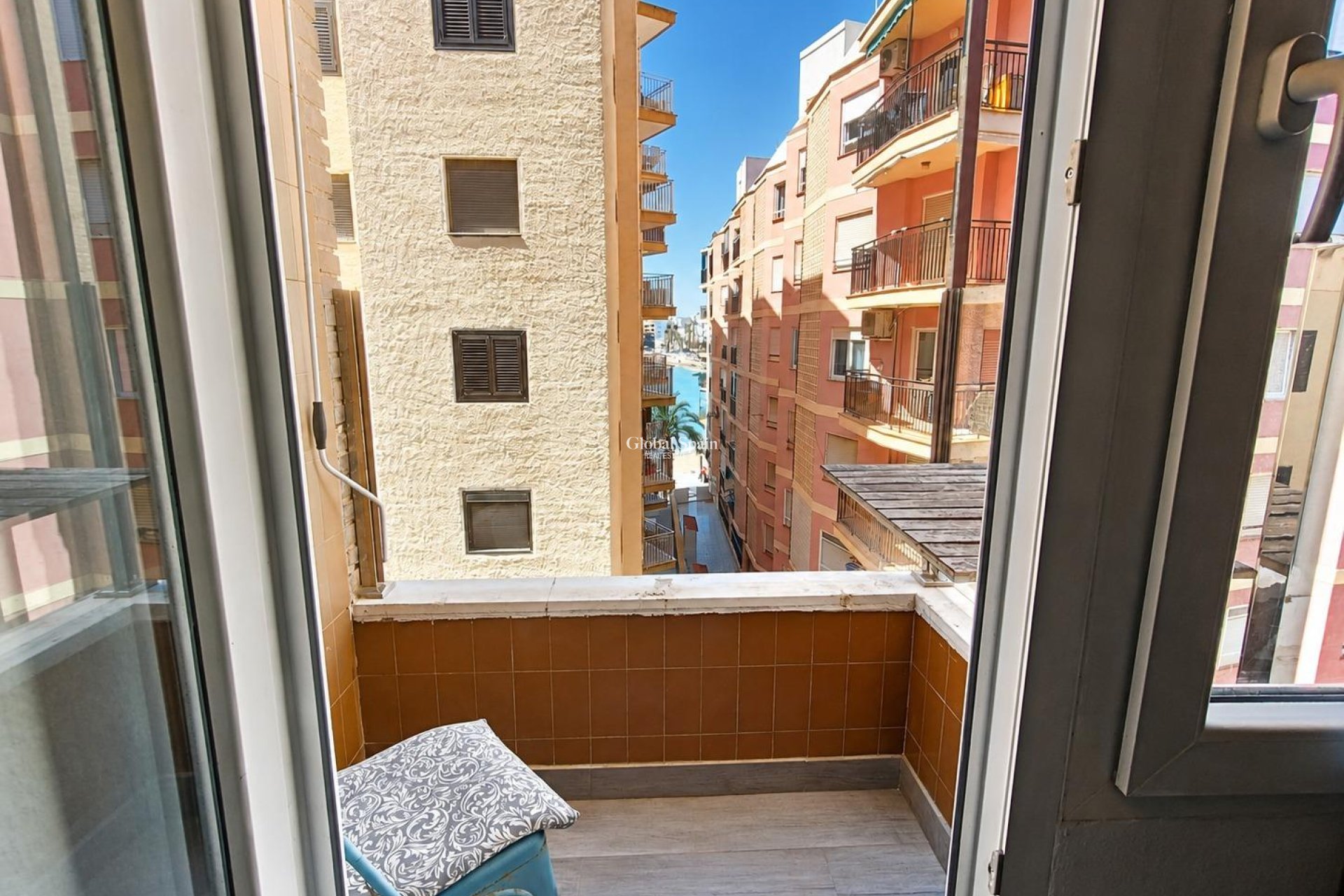 Wiederverkauf - WOHNUNG -
TORREVIEJA - Playa del Cura