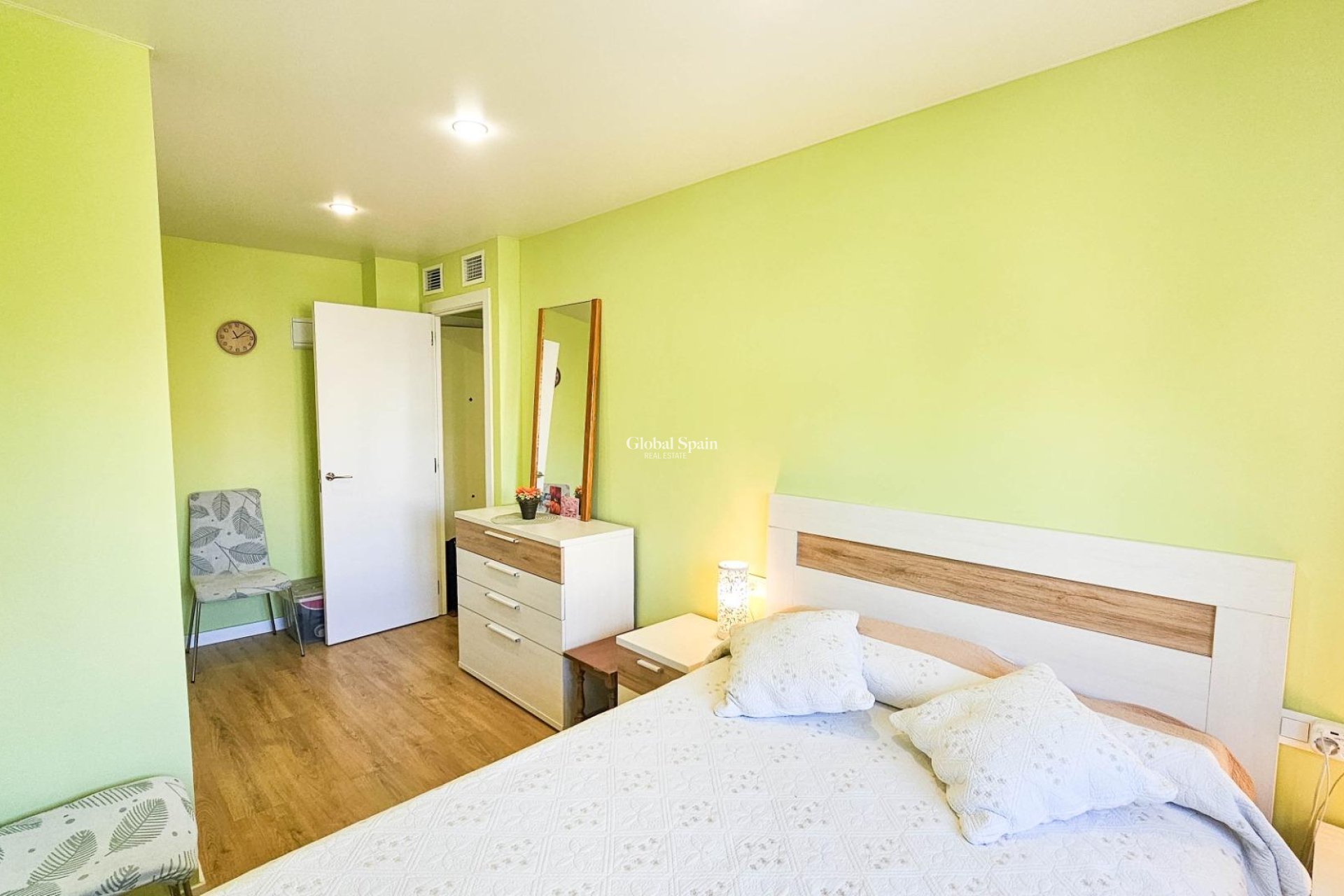 Wiederverkauf - WOHNUNG -
TORREVIEJA - Playa del Cura