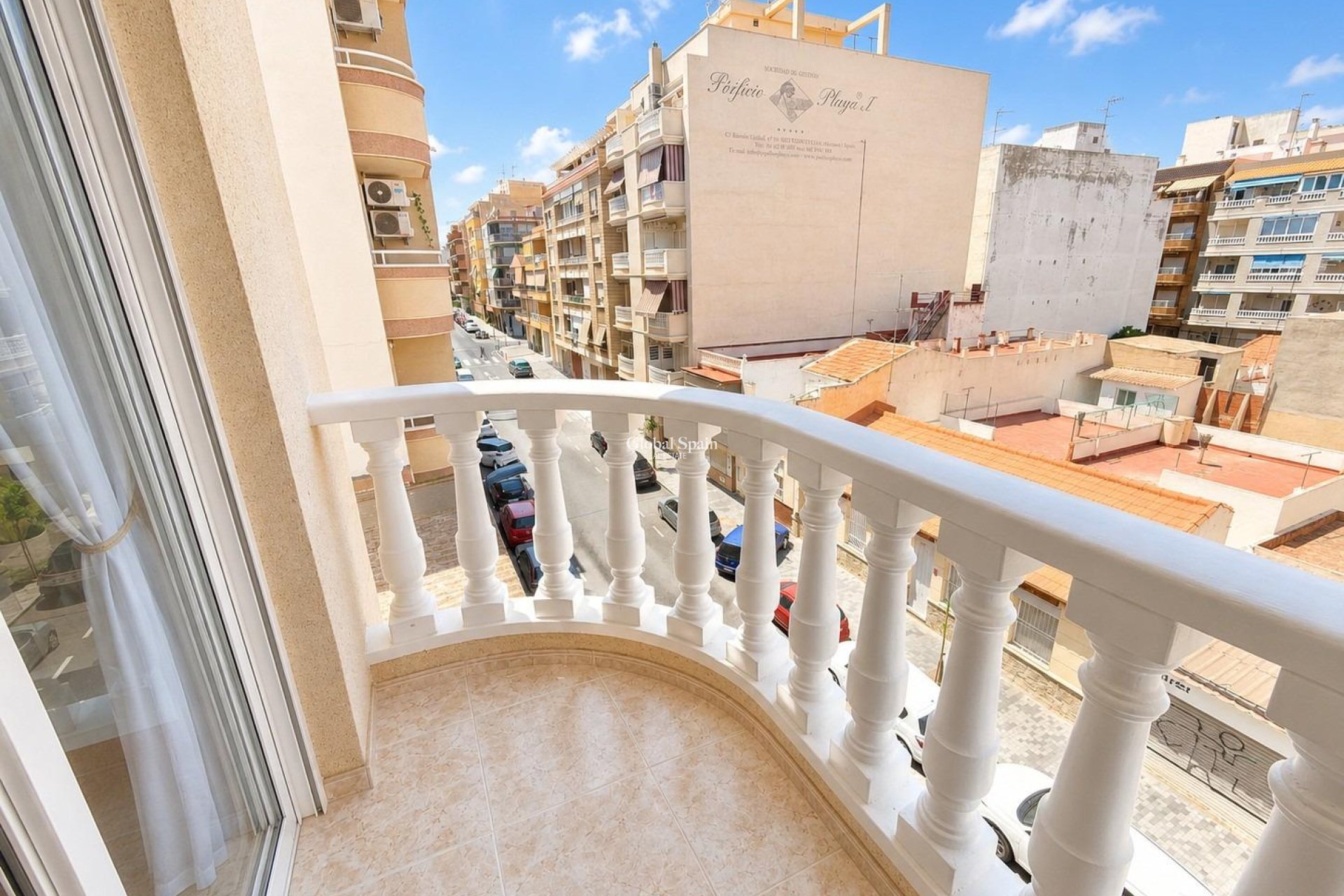 Wiederverkauf - WOHNUNG -
TORREVIEJA - Playa del cura
