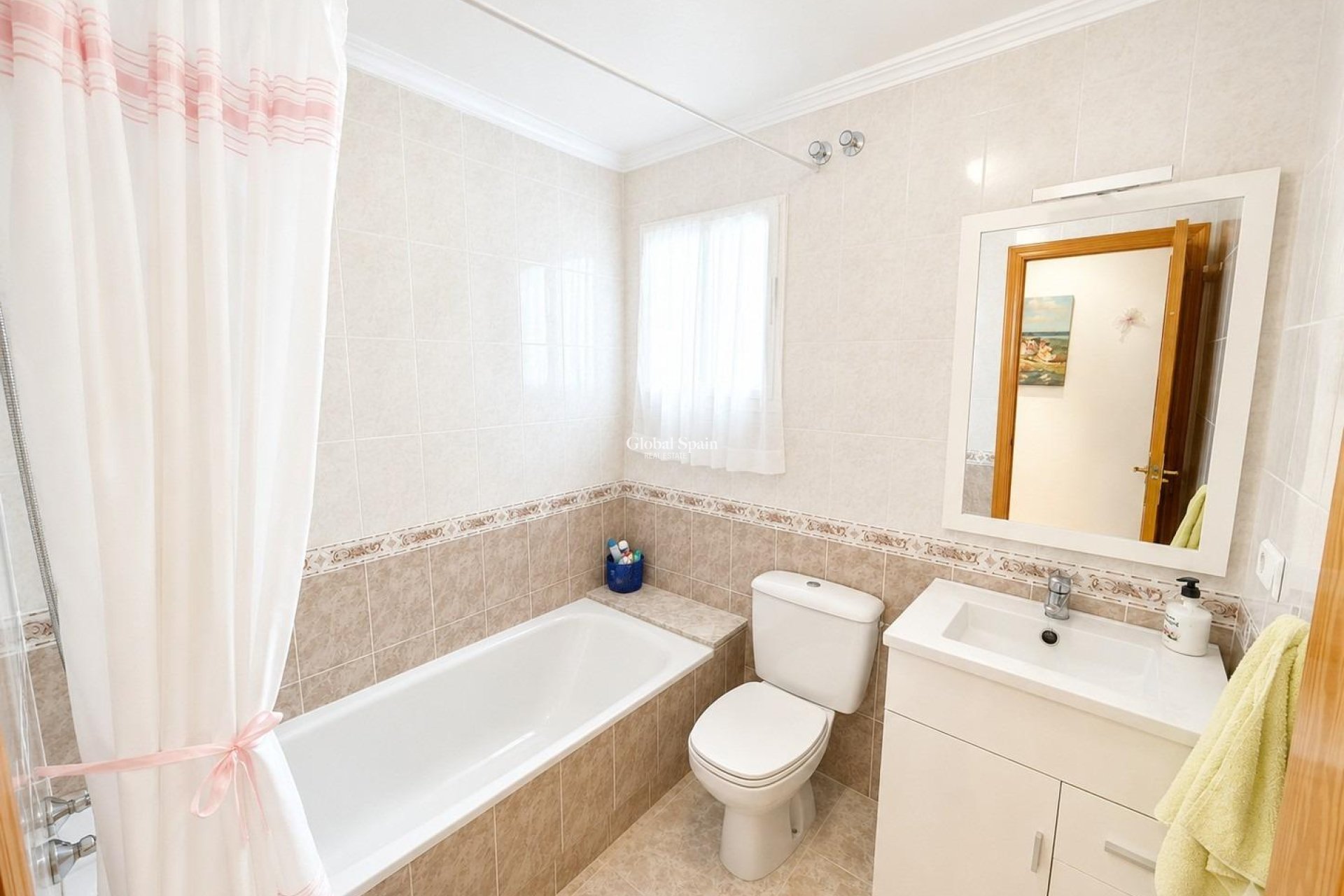 Wiederverkauf - WOHNUNG -
TORREVIEJA - Playa del cura