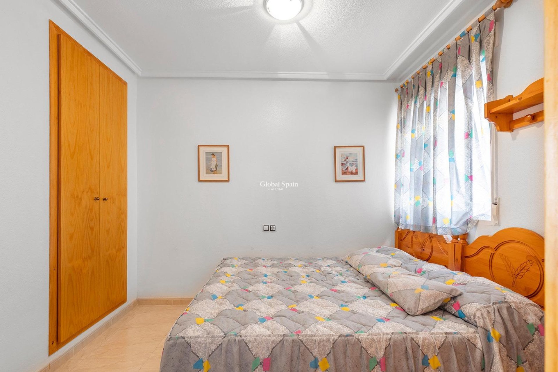 Wiederverkauf - WOHNUNG -
TORREVIEJA - Playa del cura