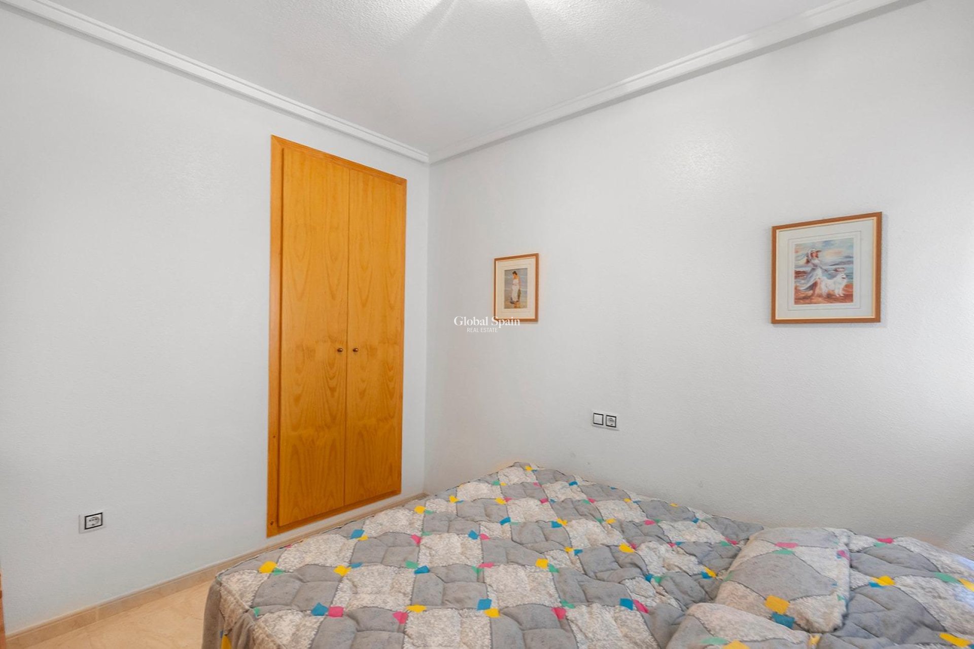 Wiederverkauf - WOHNUNG -
TORREVIEJA - Playa del cura