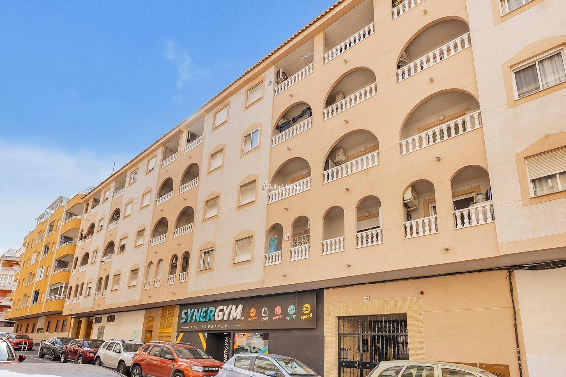 Wiederverkauf - WOHNUNG -
TORREVIEJA - Playa del cura